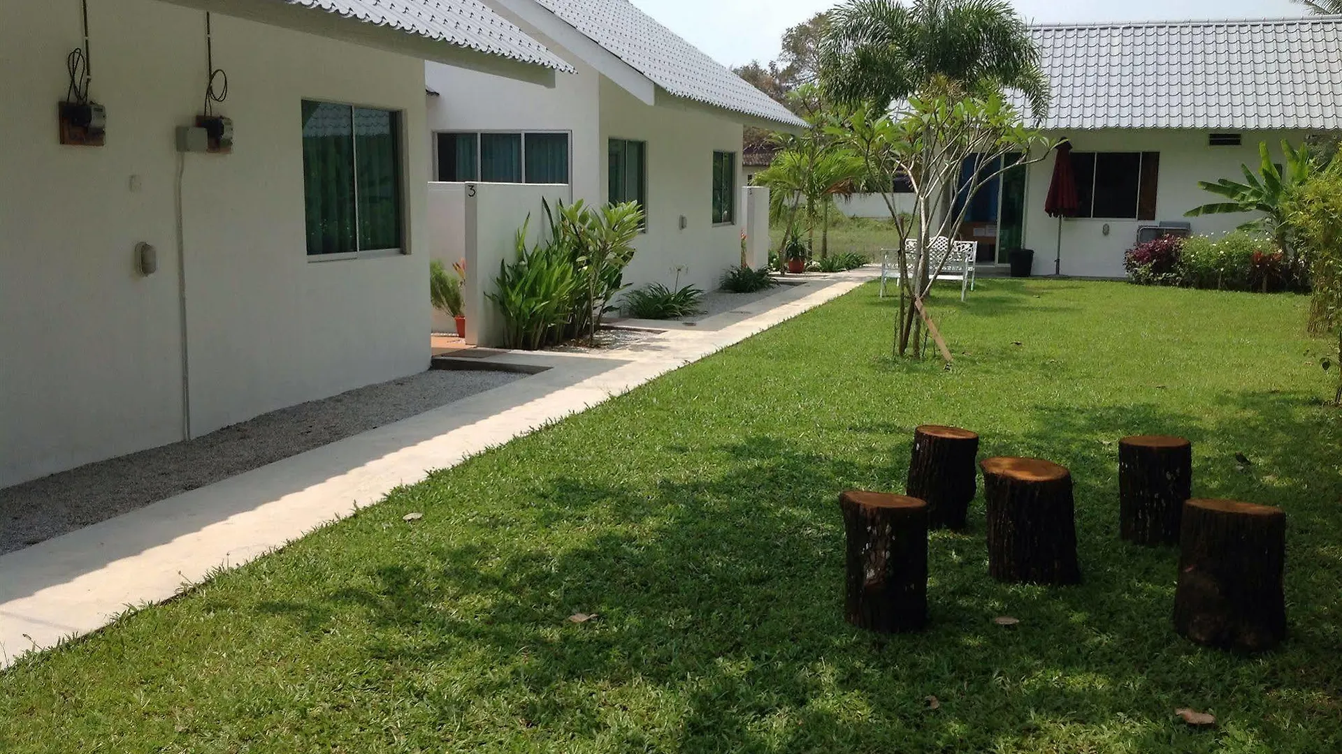 The Fint Hus Villa Langkawi 3*,  Malezya